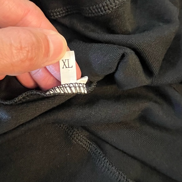 XL NEW Lightwear EZwear Spring Black Fried Fall Winter Womens Black Sweatshirt - Picture 4 of 11